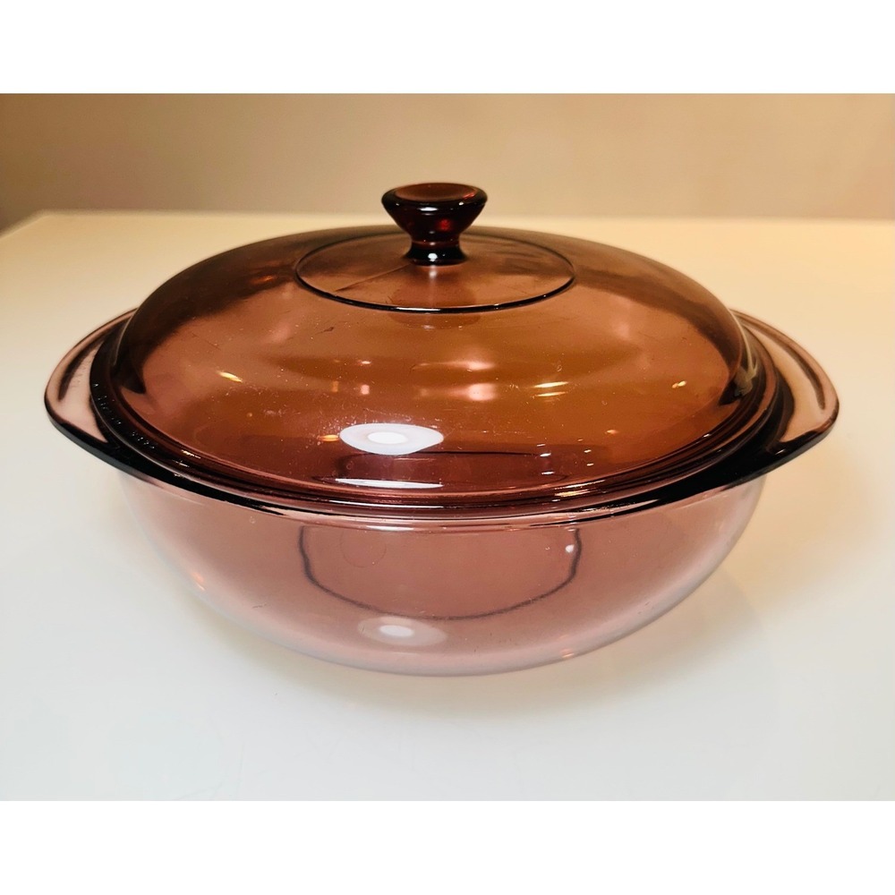 Vintage Pyrex Cranberry Glass 2 Quart Casserole Dish with Lid 209-2L Round 2L